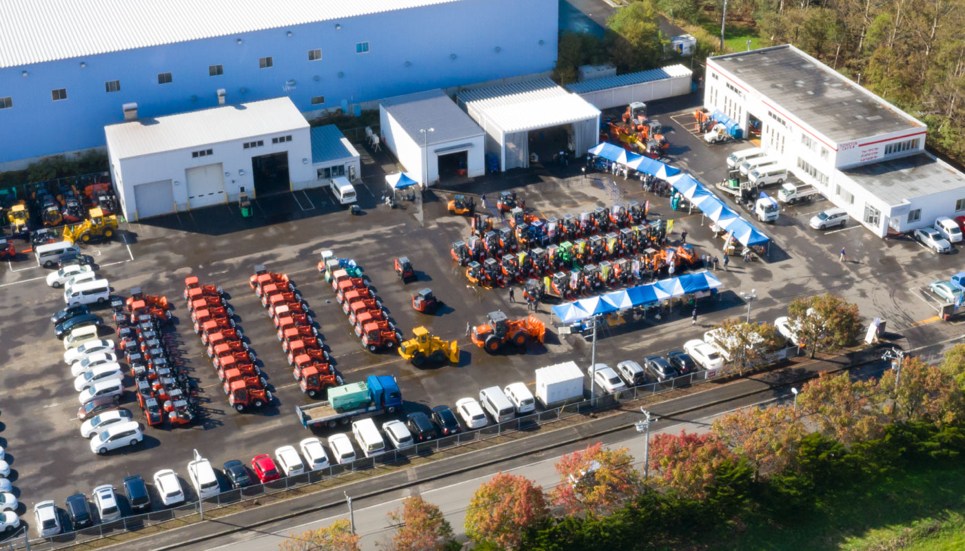 中古産業車両展示場